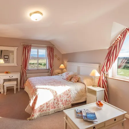 Brookhaven House Bed & Breakfast