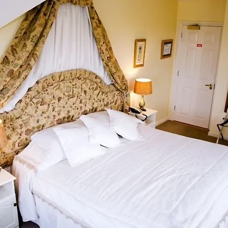 Brookhaven House 5* Waterville